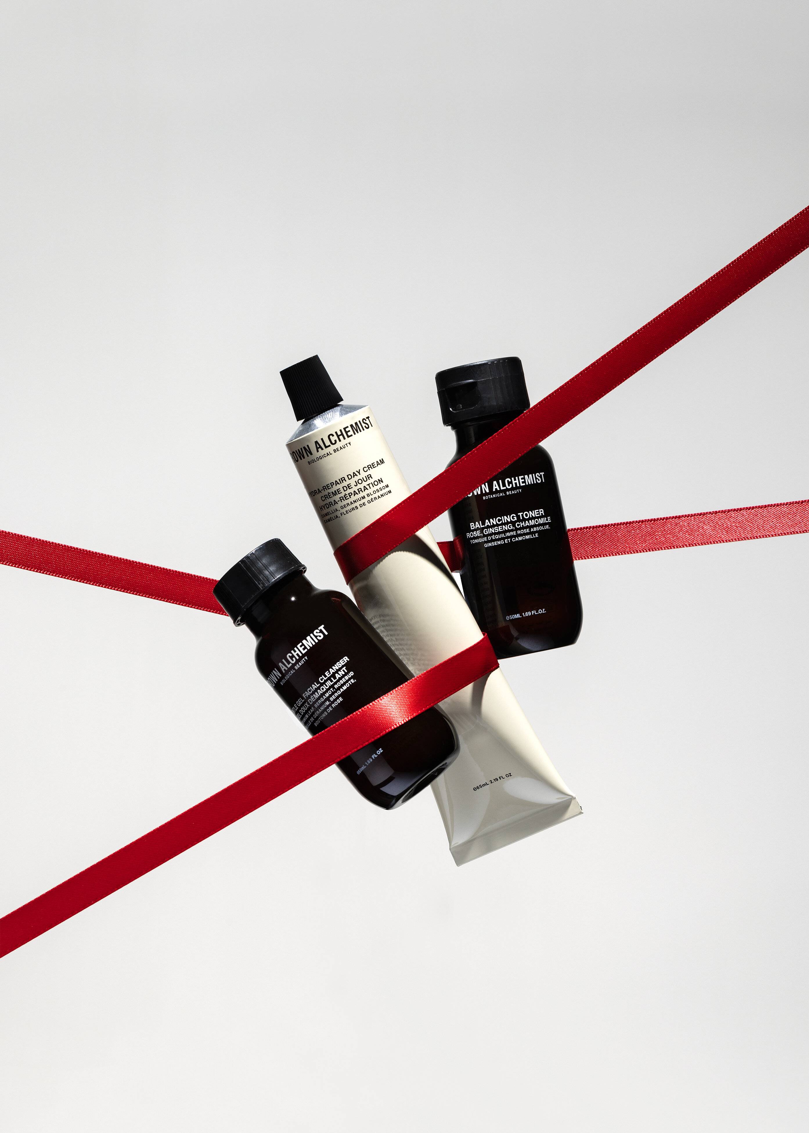  Тріо бестселерів для денного догляду за шкірою обличчя Grown Alchemist  Face Trio Gift Set